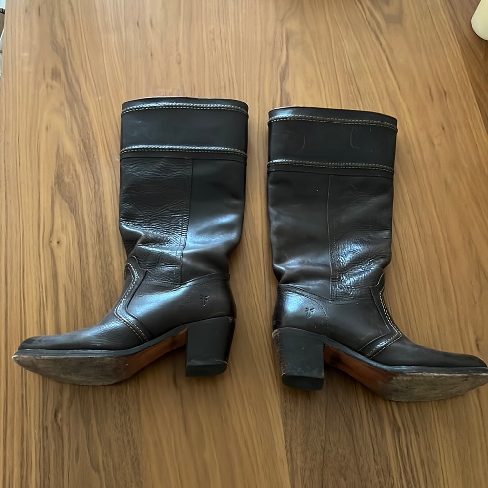 Genuine leather Frye boots. Brown